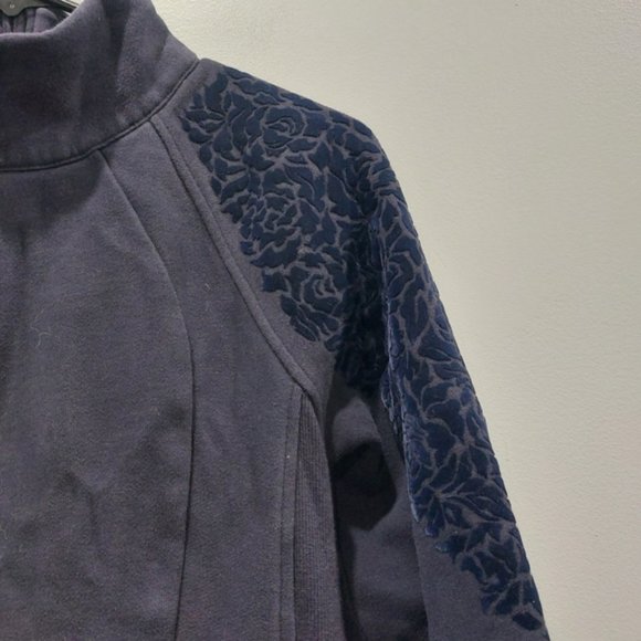 Lululemon Floral Flock Pullover Blue Size 4 - Picture 2 of 10